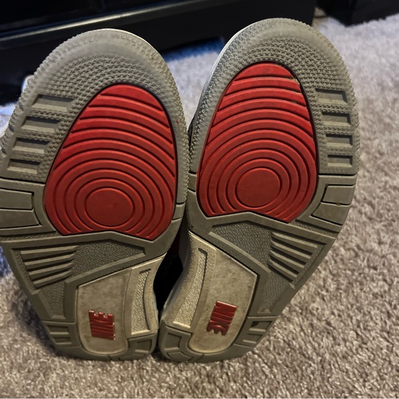 Jordan 3s - Picture 8 of 14